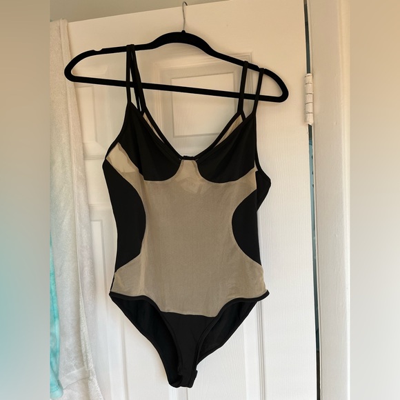 Cider Other - CIDER Black Cutout Mesh Bodysuit -Large 🔥🔥